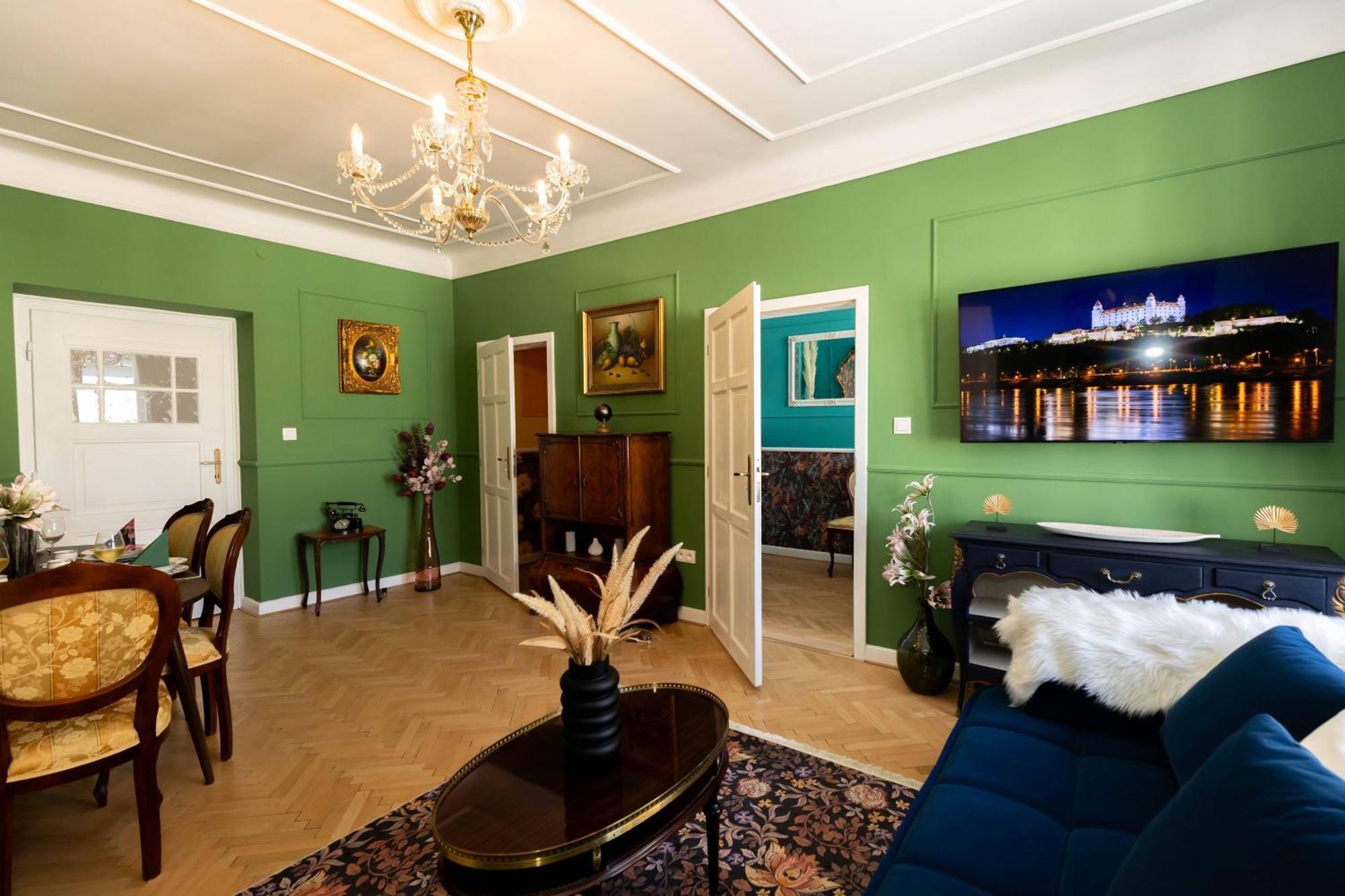 New, Stylish And Spacious Apartment Bratislava Exterior foto